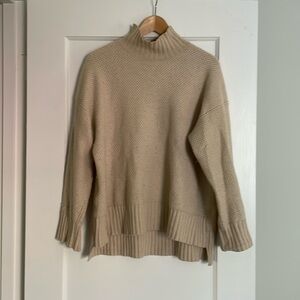 Everlane Oversized Stoopwafel Sweater in Recashmere